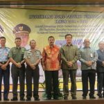 MUSRENBANG RPJMD. Wakil Gubernur Sumatera Utara Tengku Erry Nuradi, anggota DPD RI asal Sumut, Rahmat Shah foto bersama dengan peserta Musrenbang RPJMD 2014-2018 yang juga pemangku kepentingan.