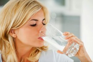 Aturan Minum Air Putih yang Benar Setiap Harih